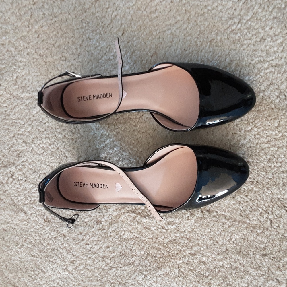 Black patent leather shoes
